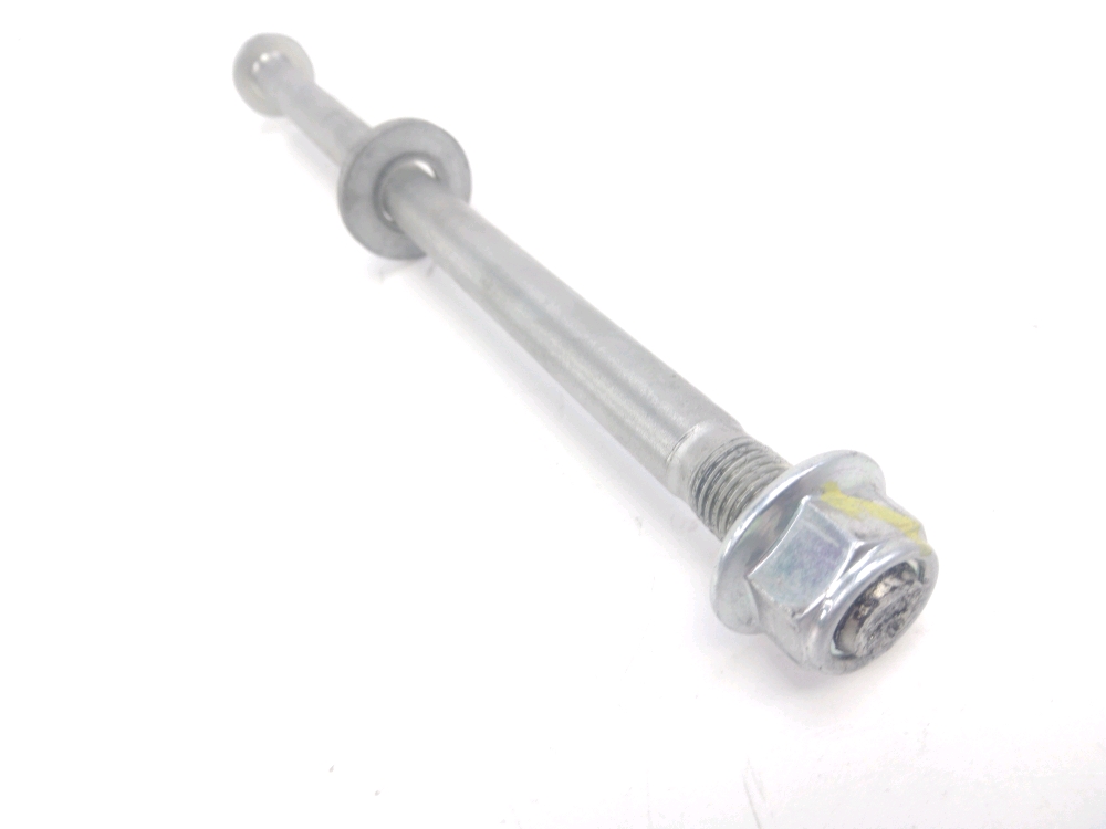 Axe de roue arriere