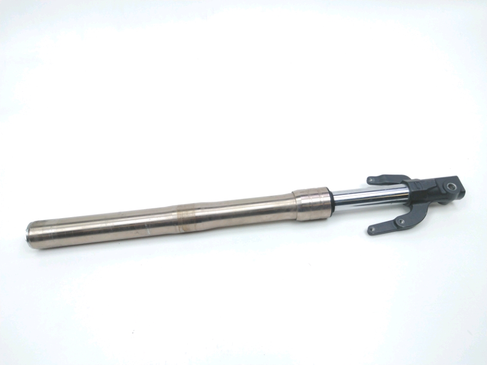 Tube de fourche gauche