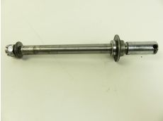 Axe de roue avant