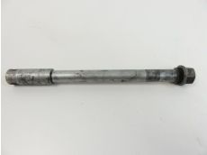 Axe de roue avant