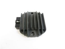 Regulateur de tension