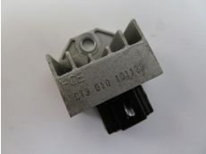 Regulateur de tension