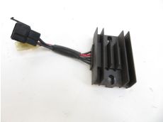 Regulateur de tension