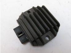 Regulateur de tension