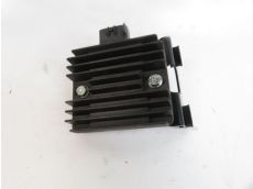 Regulateur de tension