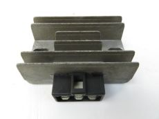 Regulateur de tension