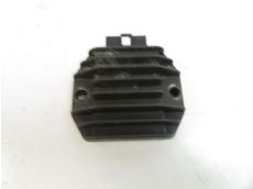 Regulateur de tension
