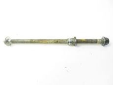 Axe de roue avant