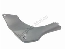 Cache lateral gauche