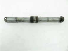 Axe de roue avant