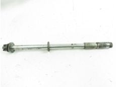 Axe de roue arriere