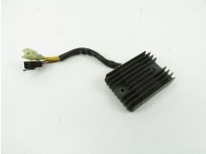 Regulateur de tension
