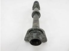 Axe de roue arriere