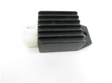 Regulateur de tension