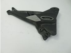 Platine avant droite