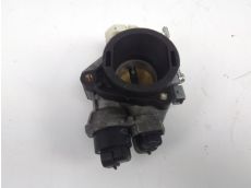 Corps d'injection droit