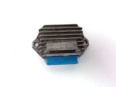 Regulateur de tension