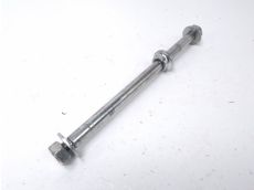 Axe de roue arriere