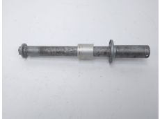 Axe de roue avant