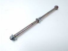 Axe de roue avant