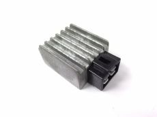 Regulateur de tension