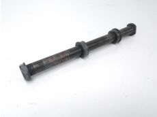 Axe de roue arriere