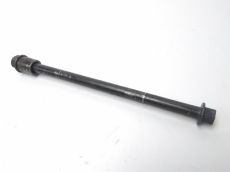 Axe de roue avant