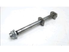 Axe de roue arriere