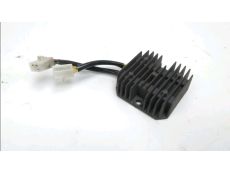 Regulateur de tension