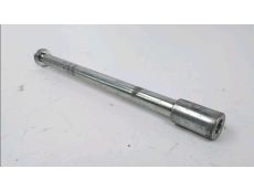 Axe de roue avant