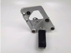 Platine avant droite