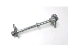 Axe de roue arriere