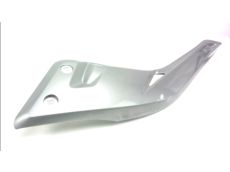 Cache lateral gauche