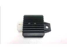 Regulateur de tension