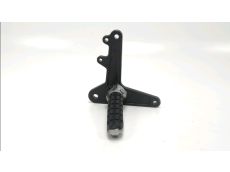 Platine avant droite