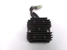 Regulateur de tension