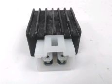 Regulateur de tension