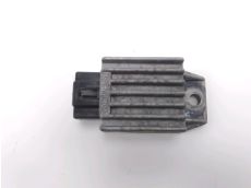 Regulateur de tension