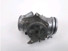 Corps d'injection droit