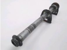 Axe de roue arriere