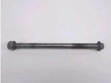 Axe de roue arriere