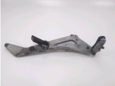 Platine avant droite