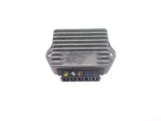 Regulateur de tension