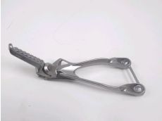 Platine et repose pieds arriere droit