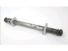 Axe de roue arriere