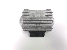 Regulateur de tension