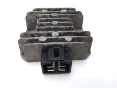 Regulateur de tension