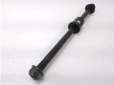 Axe de roue avant