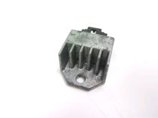 Regulateur de tension