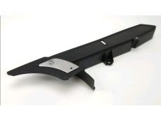 Cache lateral gauche